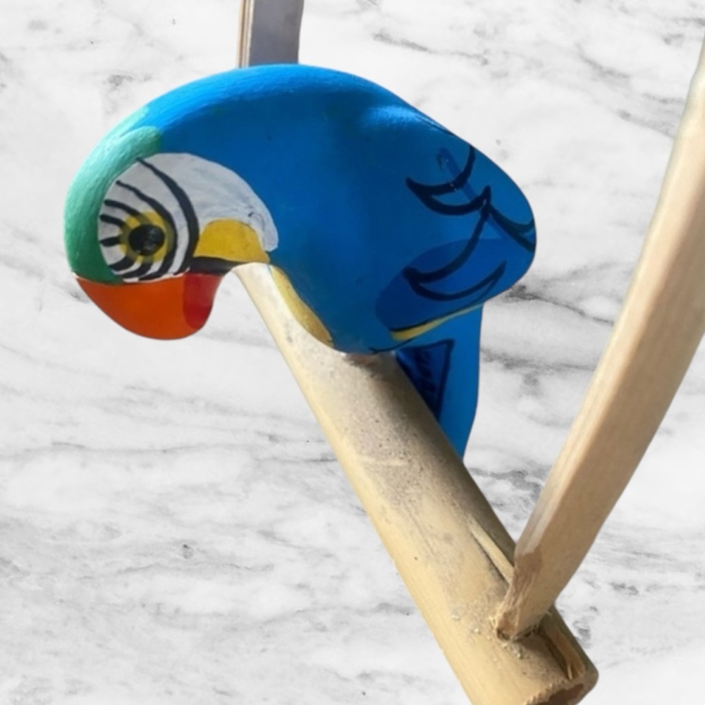 Gloria a Dios Ecuador Bird Vintage Ceramic on Bamboo Swing